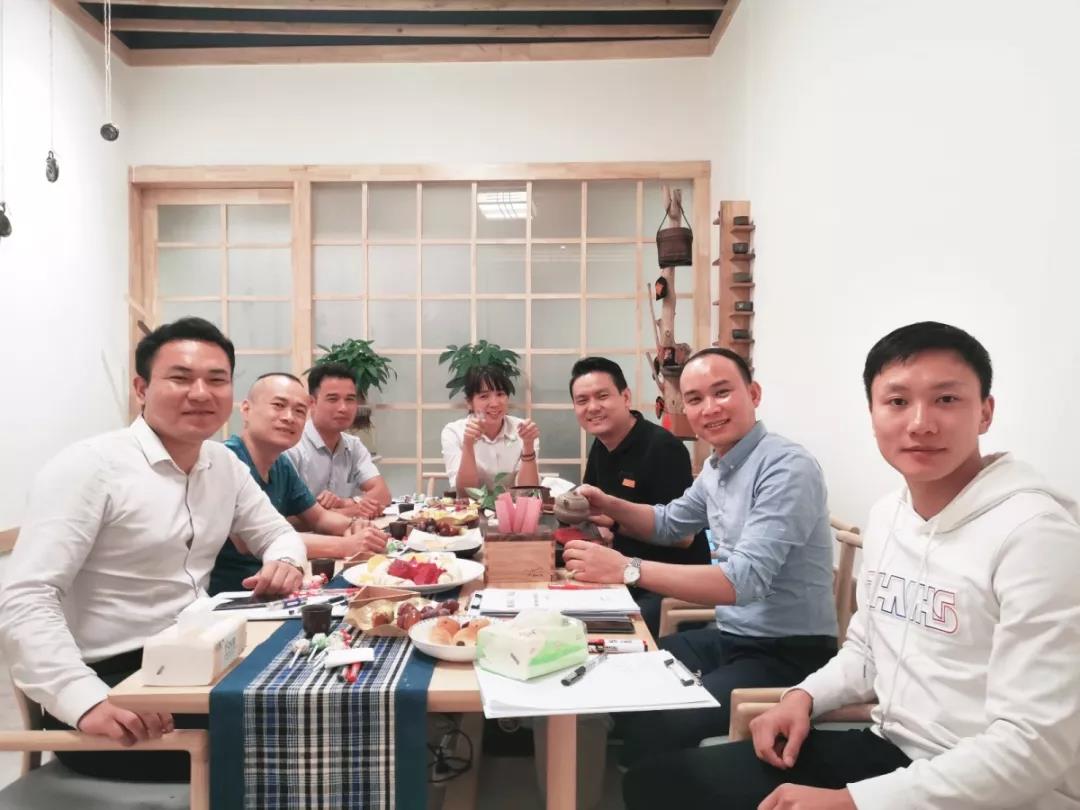 工程、材料中心管理層“裸心會”丨茶短情長，一場來自心靈的對話！